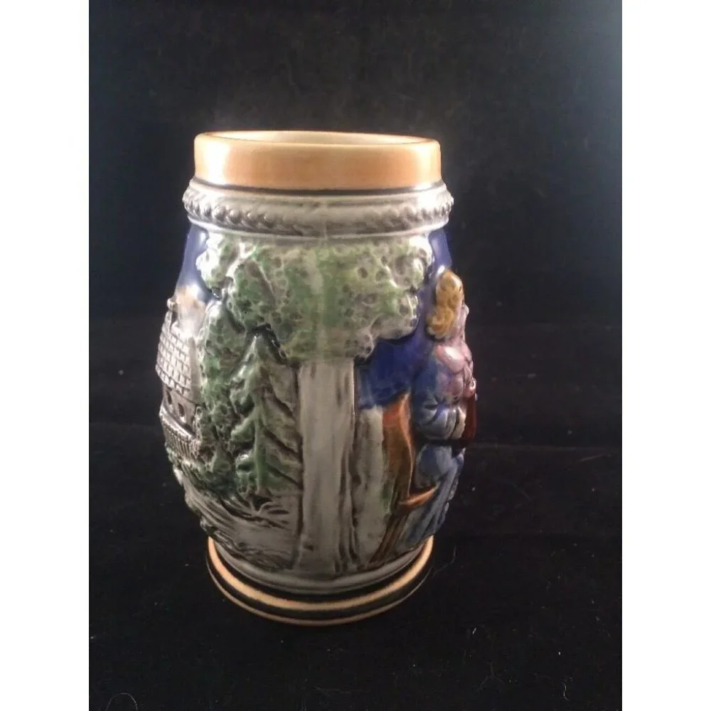 VTG German Style Beer Stein‎ Mugs Pair 5.5